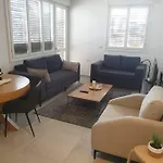 Amazing Florentin Flat 6
